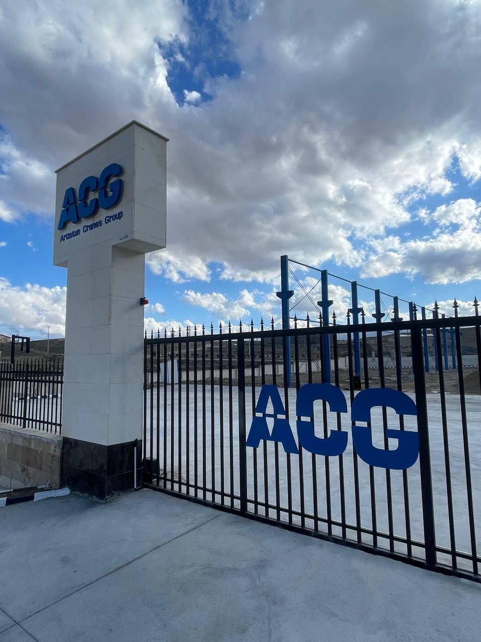 داخل کارخانه ACG
