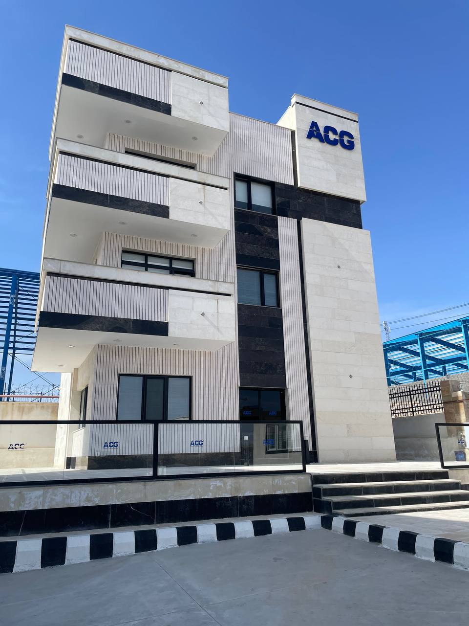 نمایی از فرآیند تولید و آماده‌سازی تجهیزات در کارخانه ACG
